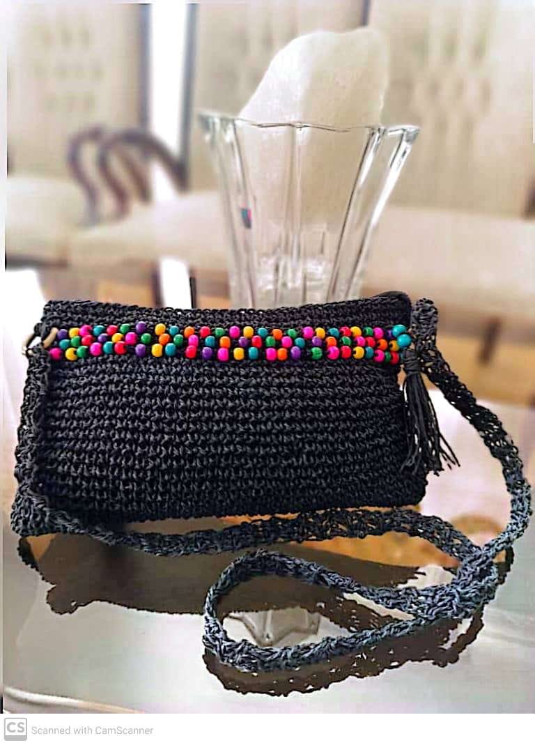 کیف مشکی دوشی رافیا استردار نخ ترک رافیا M12