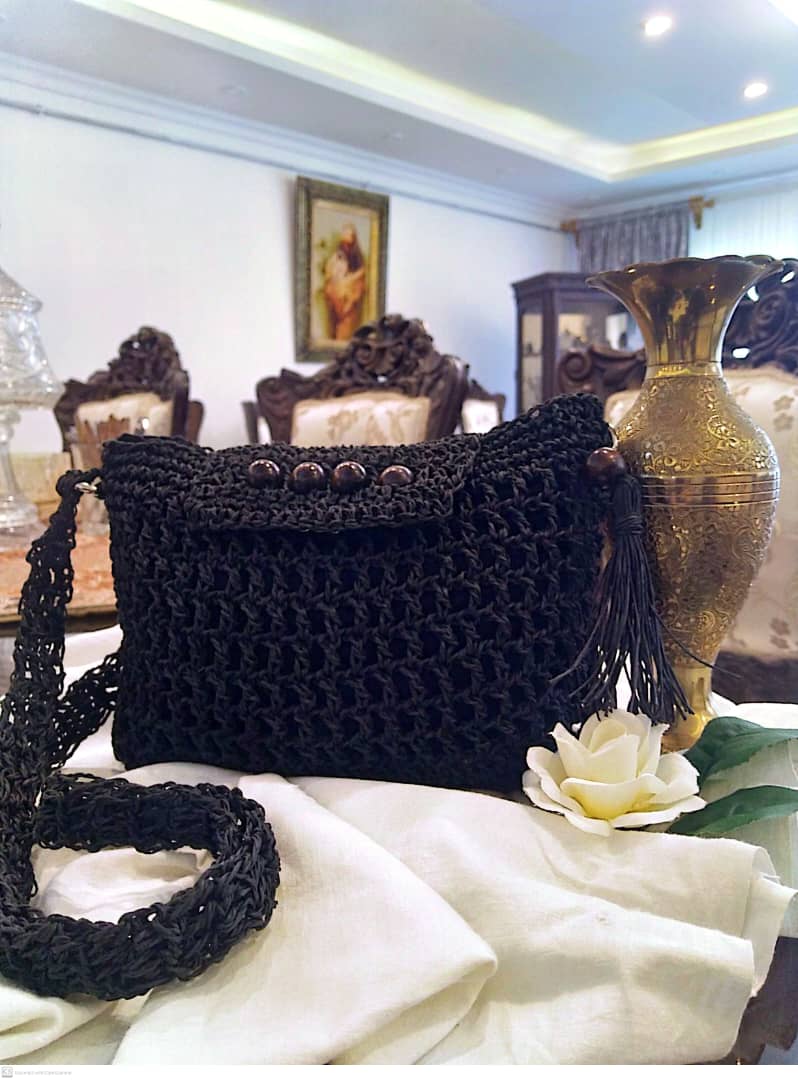 کیف مشکی دوشی رافیا استردار نخ ترک رافیا M16