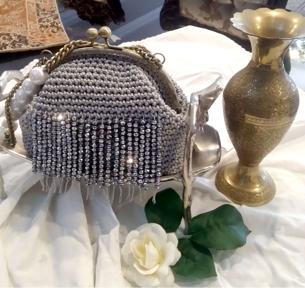 کیف طوسی کلاچ استردار مکرومه ابریشمی با کریستال بافیM20